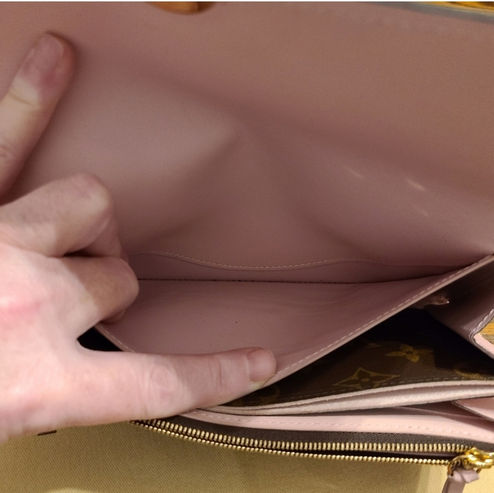Louis Vuitton Vintage RARE Rose Ballerine Flore Monogrammed Long Wallet … - Picture 4 of 16